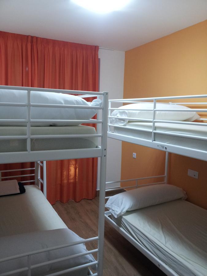 Pension San Fermin San Sebastian Room photo